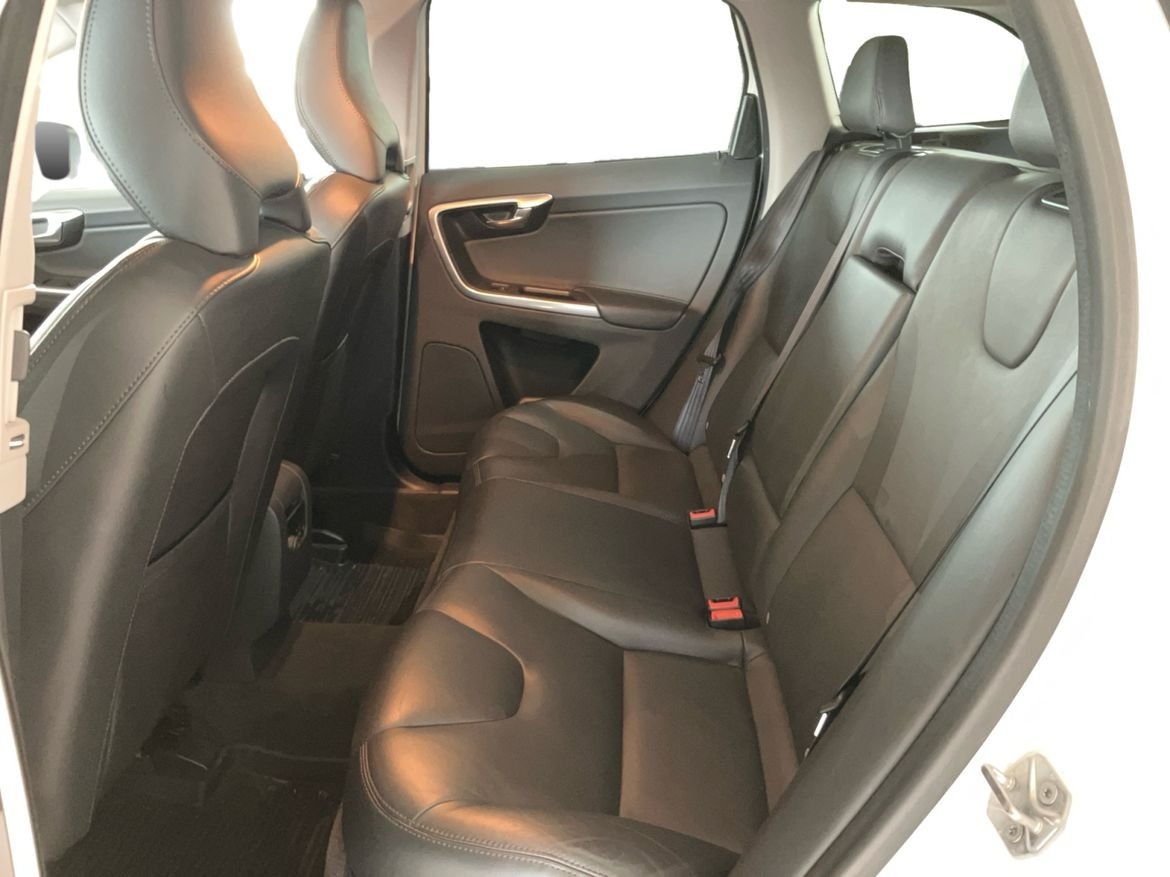 Volvo XC60 D4 AWD Classic Summum 2017, kuva 6/10