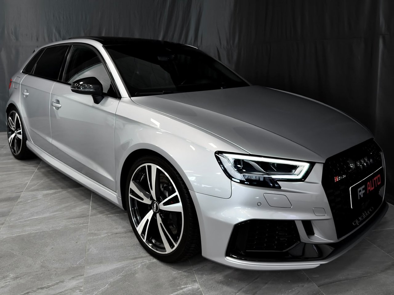 Audi RS3 2018, bild 2/10