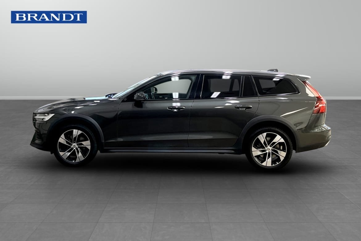 Volvo V60 Cross Country 2021, bild 3/9