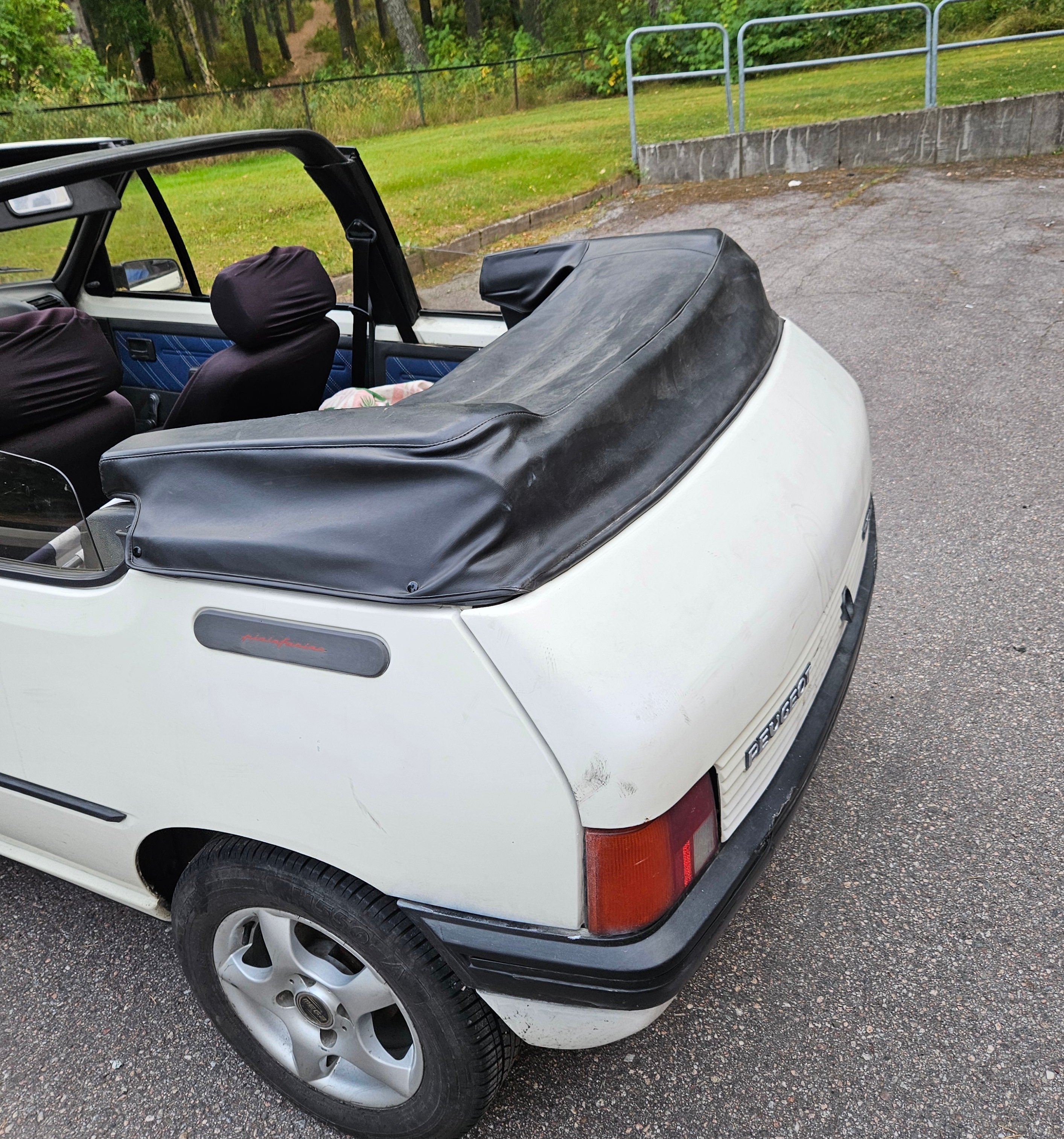 Peugeot 205 Cabriolet 1.4 Manuell 1990, bild 2/5