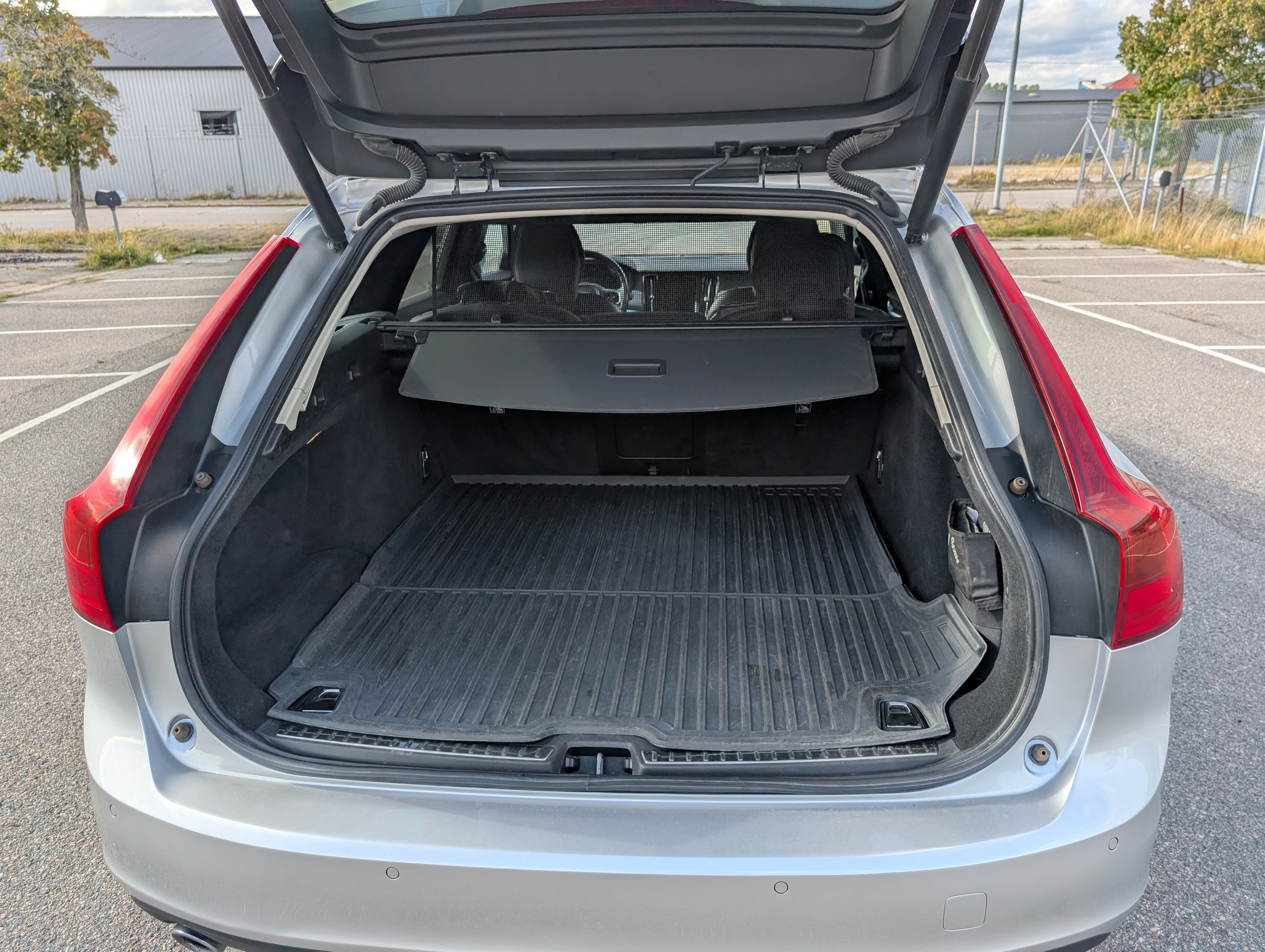 Volvo V90 D4 Geartronic 2020, kuva 8/8