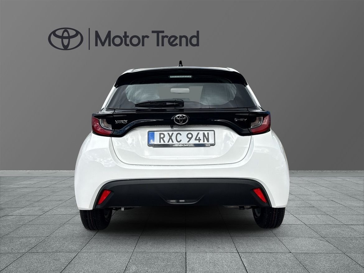 Toyota Yaris 2025, bild 5/10