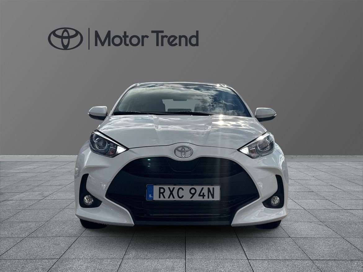 Toyota Yaris 2025, bild 6/10