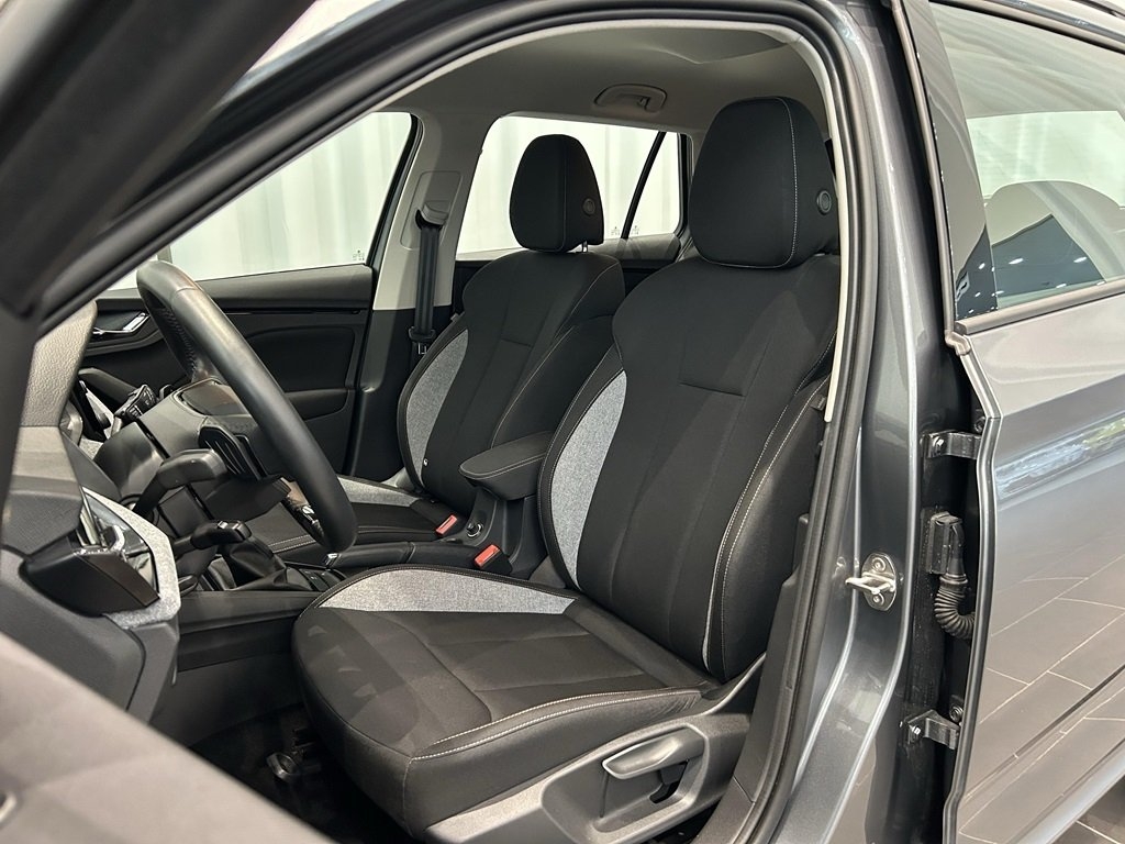 Skoda Kamiq TSI 116hk DSG 2025, bild 6/14