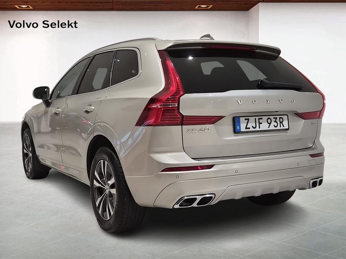 Volvo XC60 2021, bild 2/23