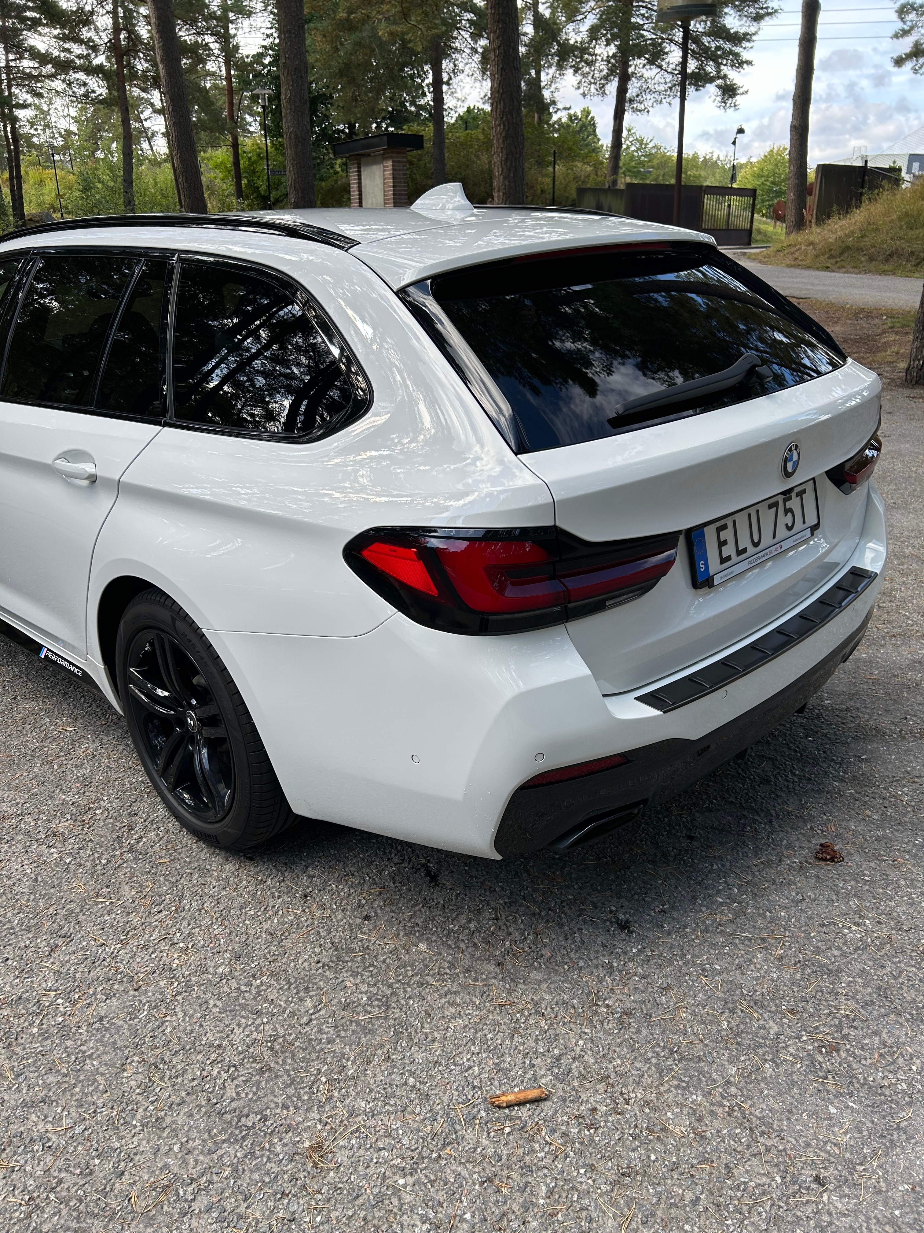 BMW 520 2021, bild 5/10