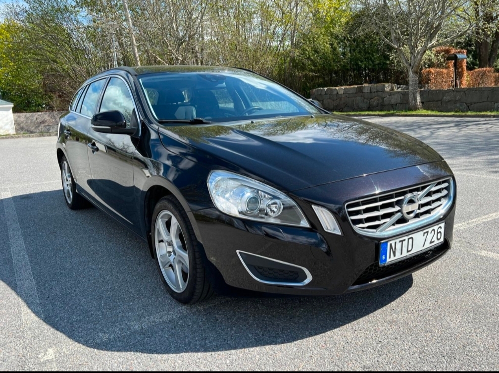 Volvo V60 2.0T Powershift 2011, bild 4/5