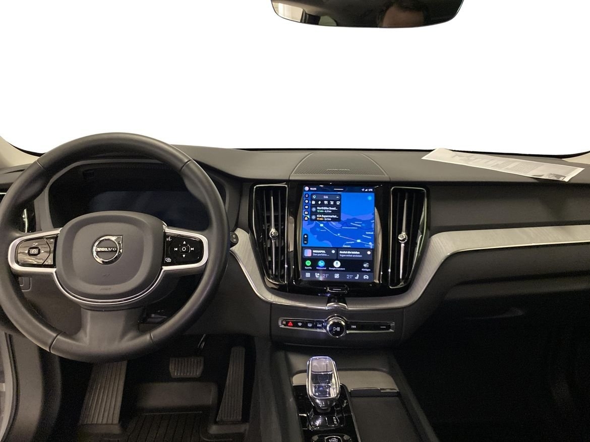 Volvo XC60 T6 Plus Dark Nordic Edition 2025, bild 7/10