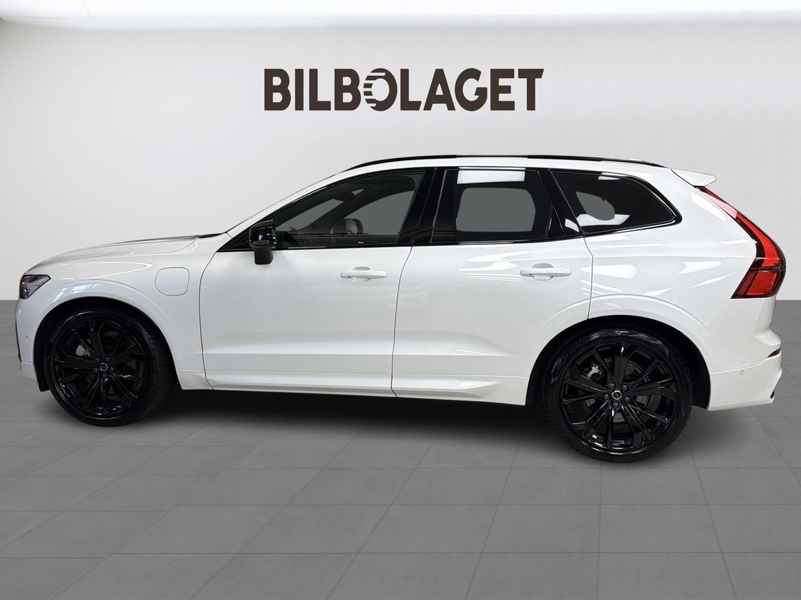 Volvo XC60 T6 Plus Black Nordic Edition 2026, bild 2/10