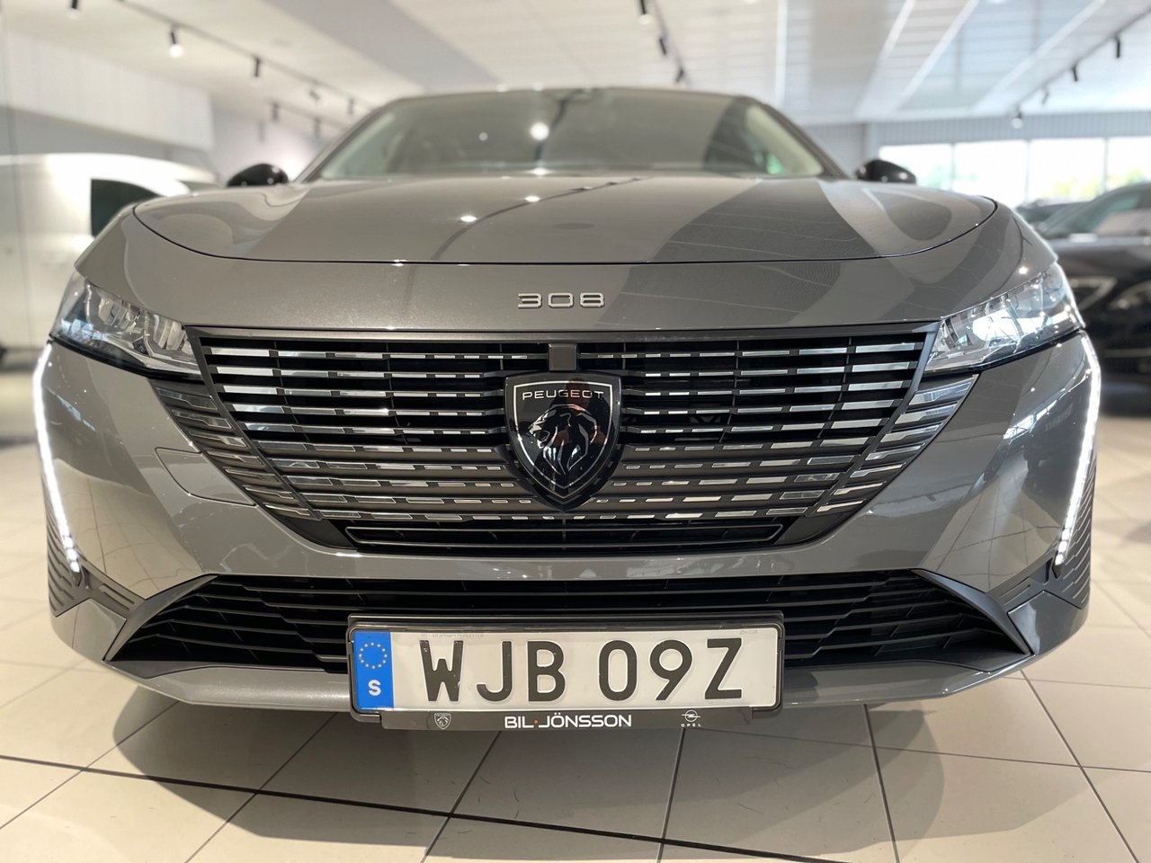 Peugeot 308 SW Hybrid 145 e-DSC ALLURE 2025, kuva 2/10