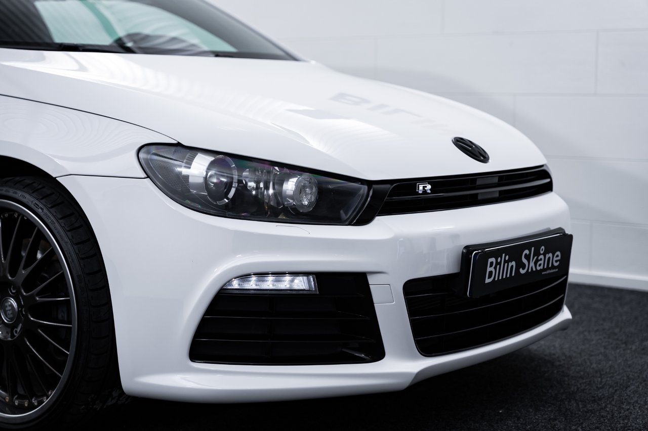 Volkswagen Scirocco R 2.0 TSI 265hk 2012, bild 2/10