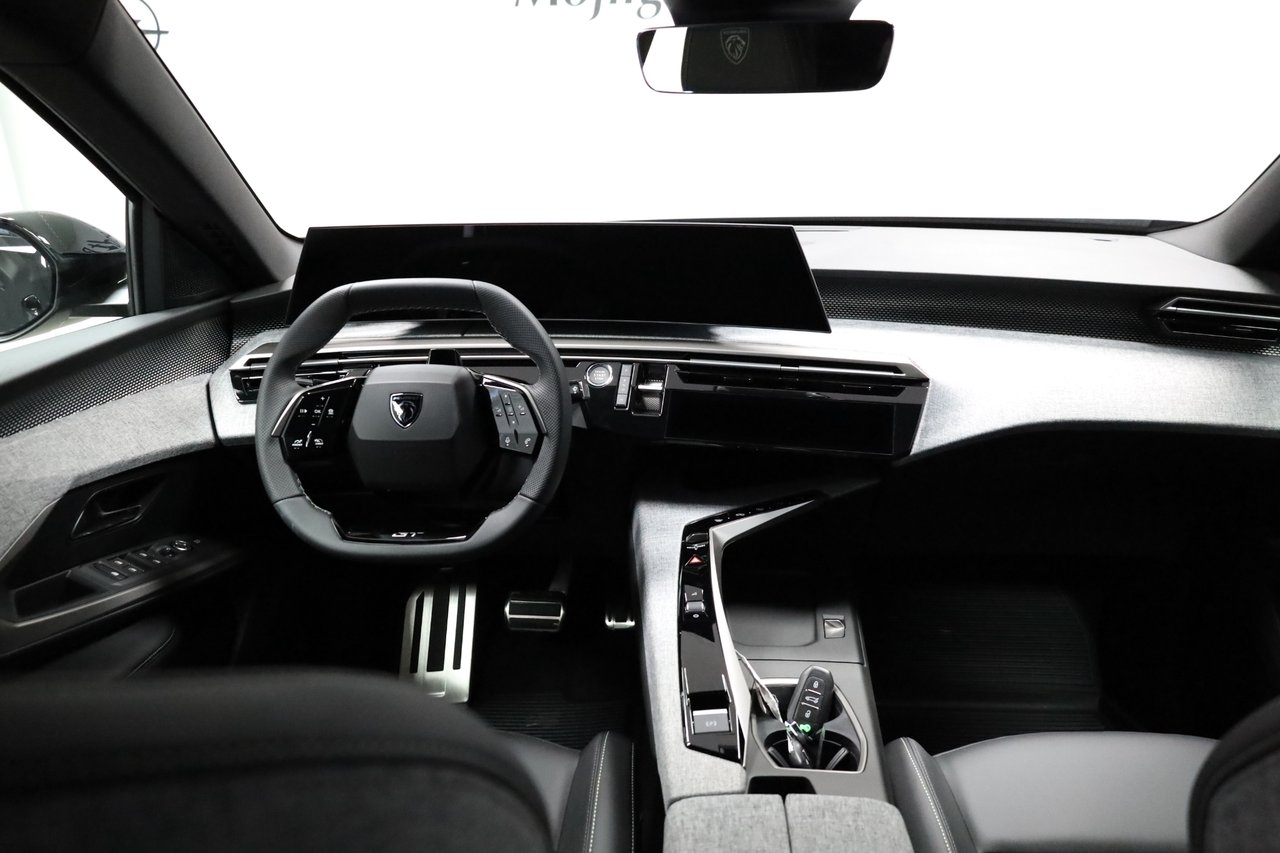 Peugeot 3008 GT Plug-in Hybrid 2026, bild 3/10