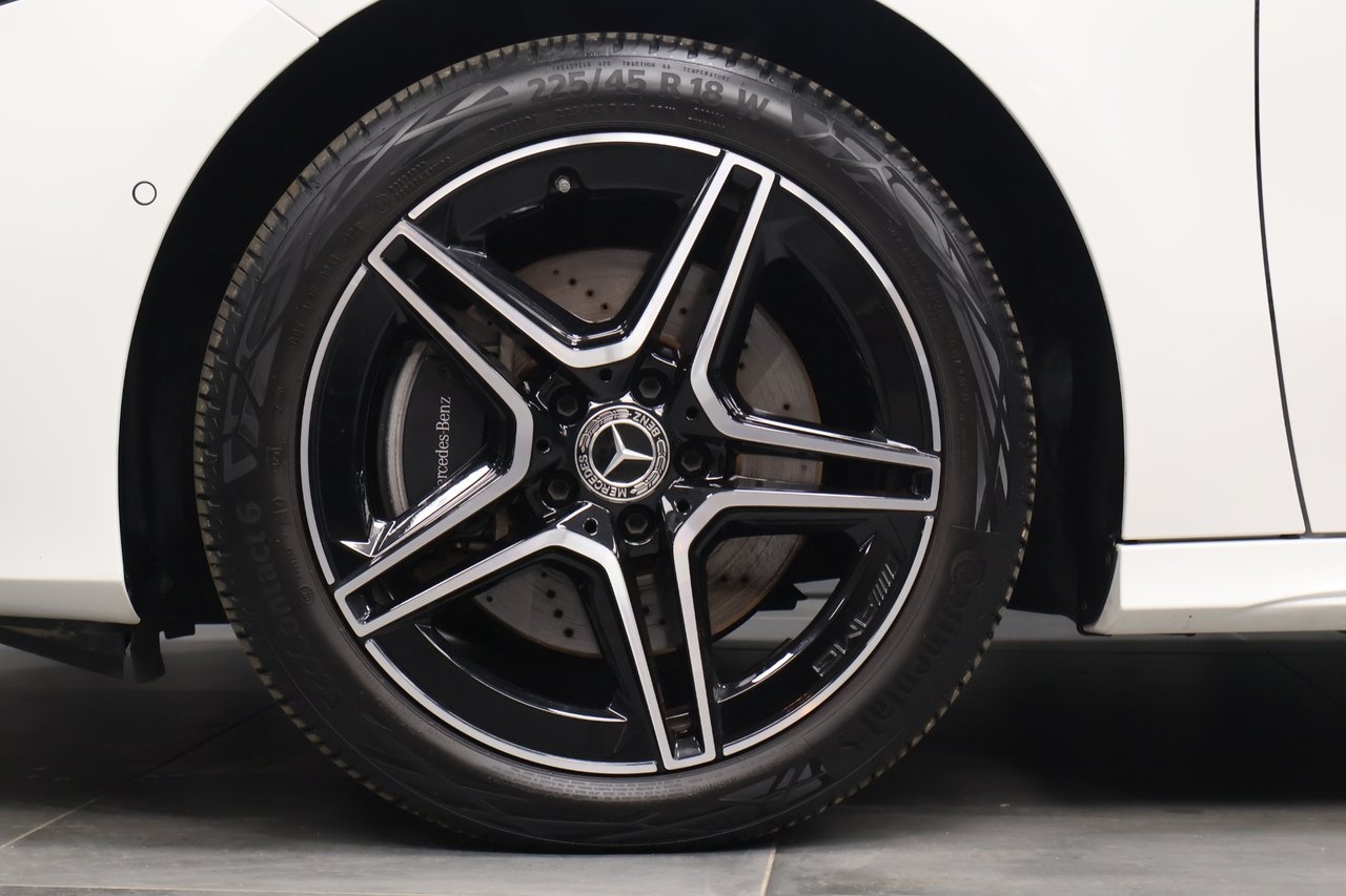 Mercedes-Benz A 250 e AMG Advanced Plus 2023, bild 7/10
