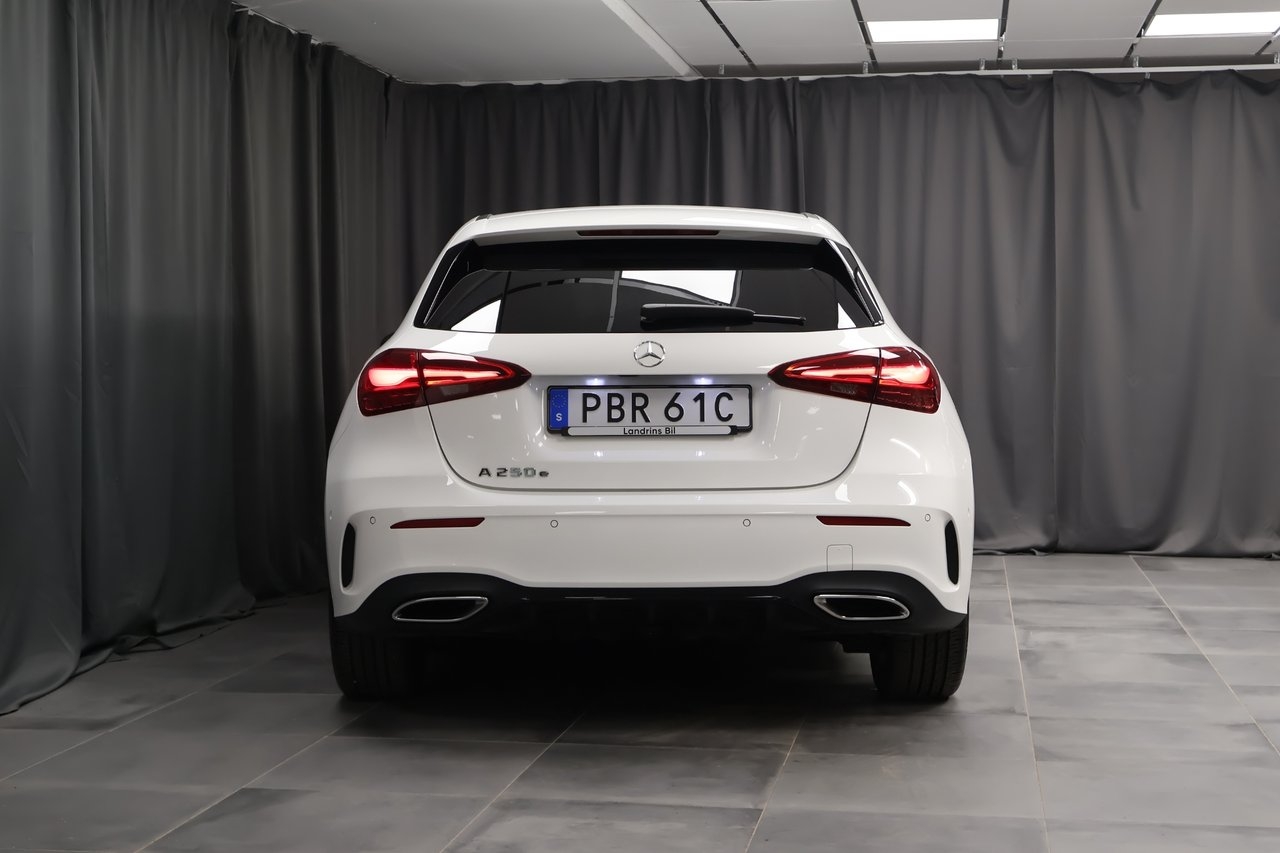 Mercedes-Benz A 250 e AMG Advanced Plus 2023, bild 5/10