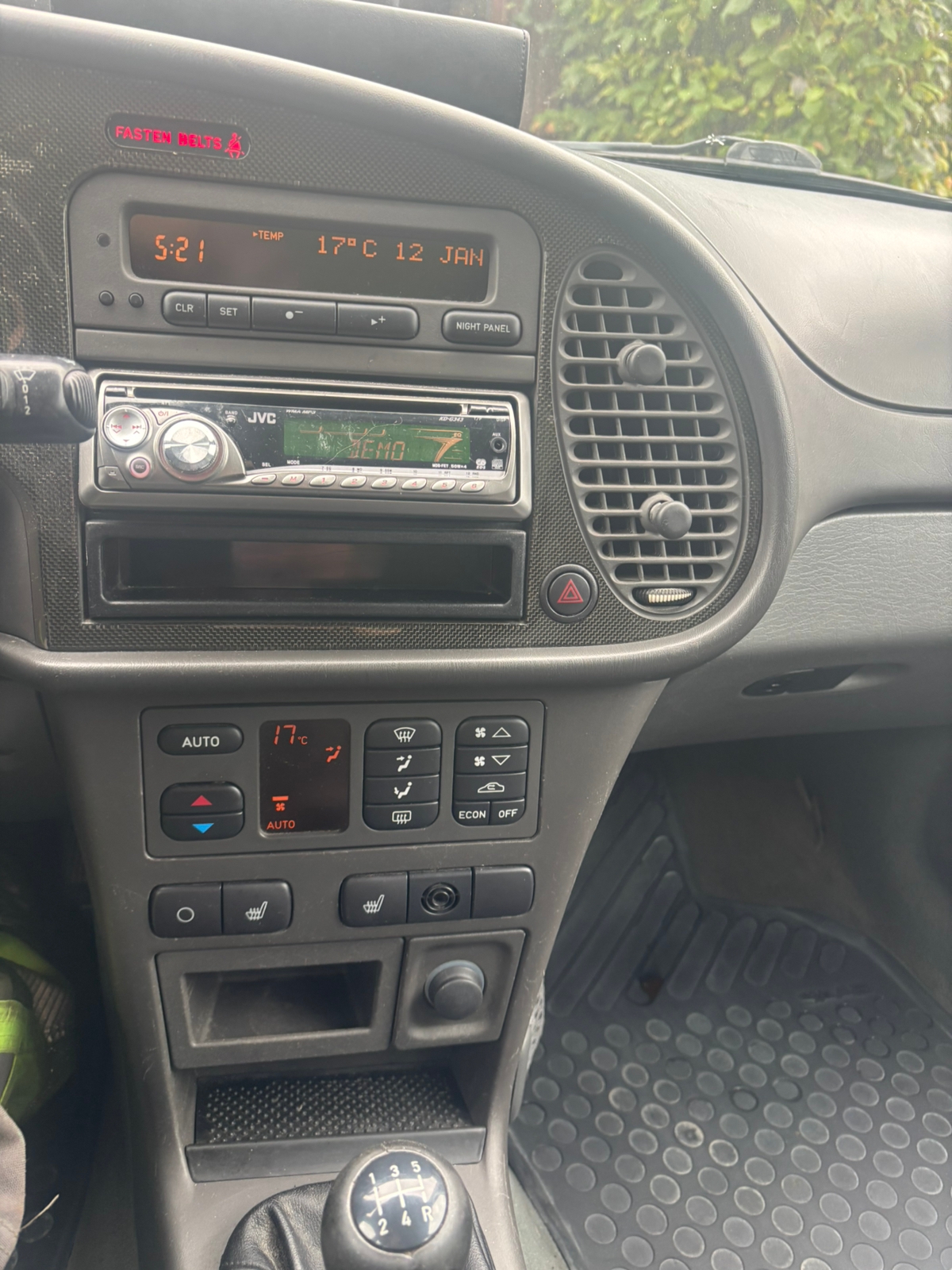 Saab 9-3 5-dörrar 2.0 T Manuell 2002, kuva 4/10