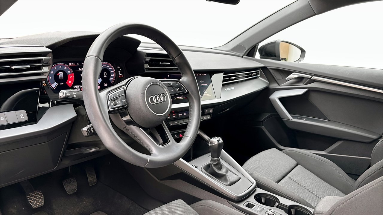 Audi A3 Sportback 35 TFSI 150HK 2025, bild 7/10