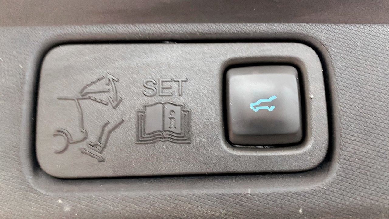 Ford Mustang Mach-E 2021, bild 7/14