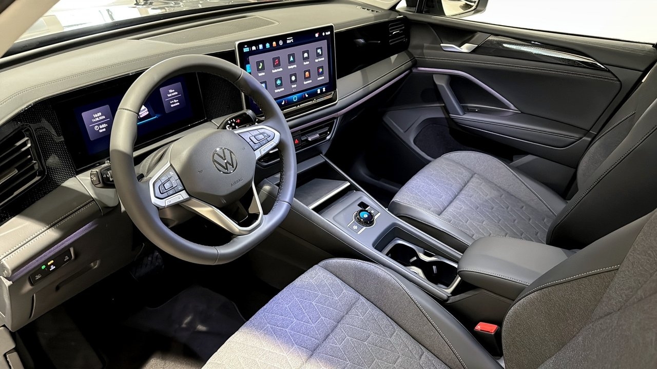 Volkswagen Tiguan 1.5 eTSI ink Dragkrok 2026, photo 7/26