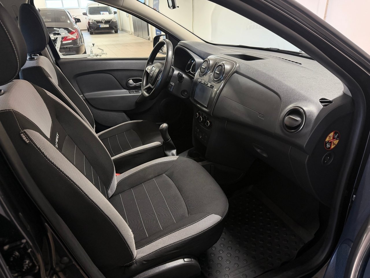 Dacia Logan MCV Stepway 0.9 TCe 2018, bild 5/10