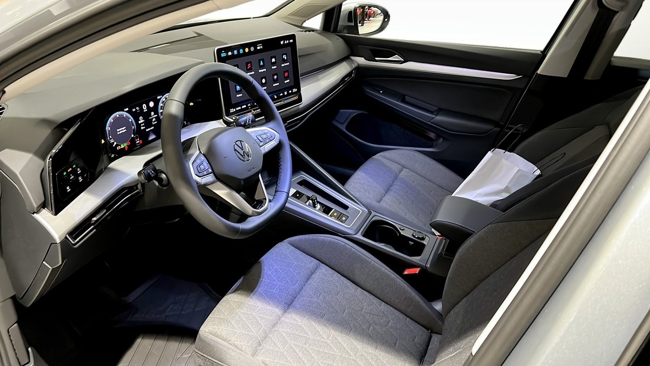 Volkswagen Golf 2026, bild 7/10