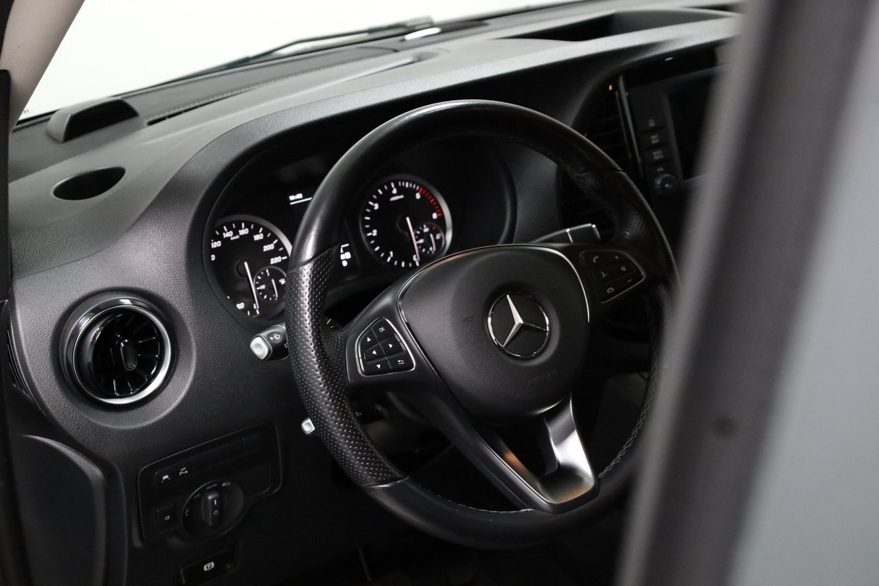 Mercedes-Benz Vito Mixto 119 CDI 3.0t 2023, photo 6/24