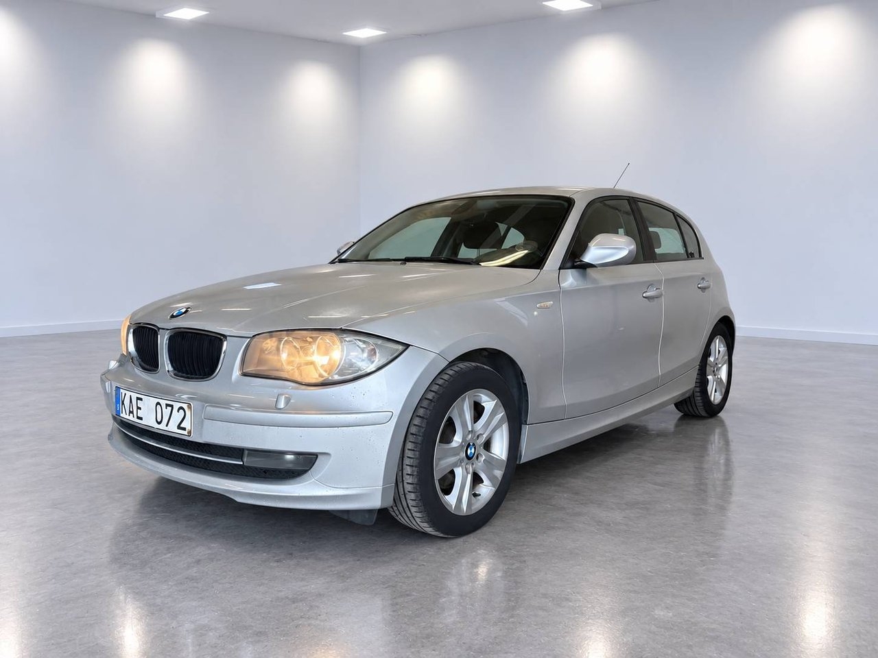 BMW 120 2010, photo 2/10