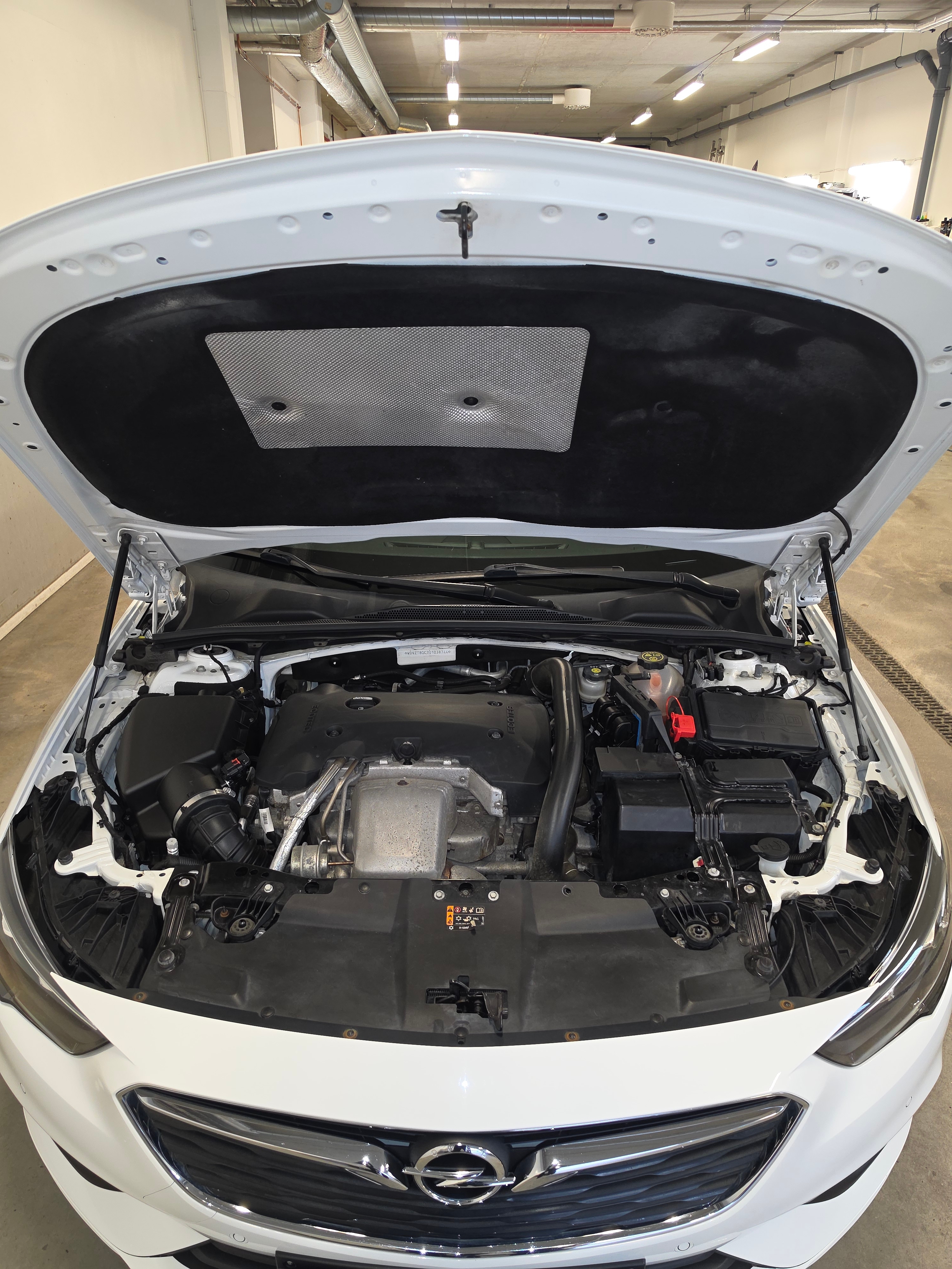 Opel Insignia 2018, bild 7/8