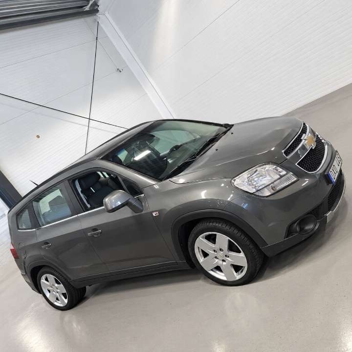 Chevrolet Orlando 2011, bild 3/3