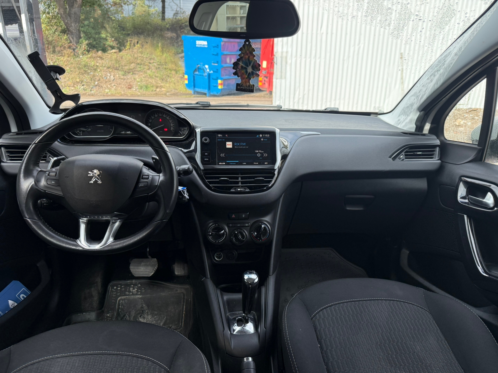 Peugeot 208 2018, bild 6/9