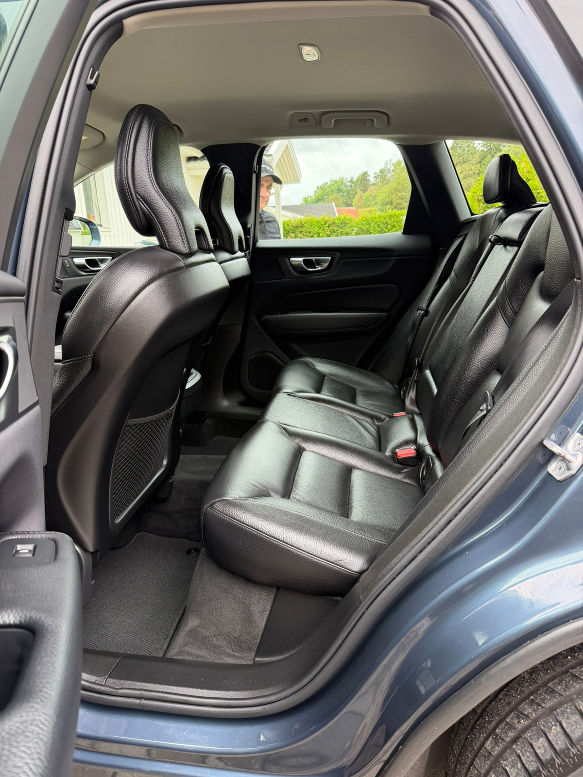 Volvo XC60 B5 AWD Geartronic 2022, bild 2/10