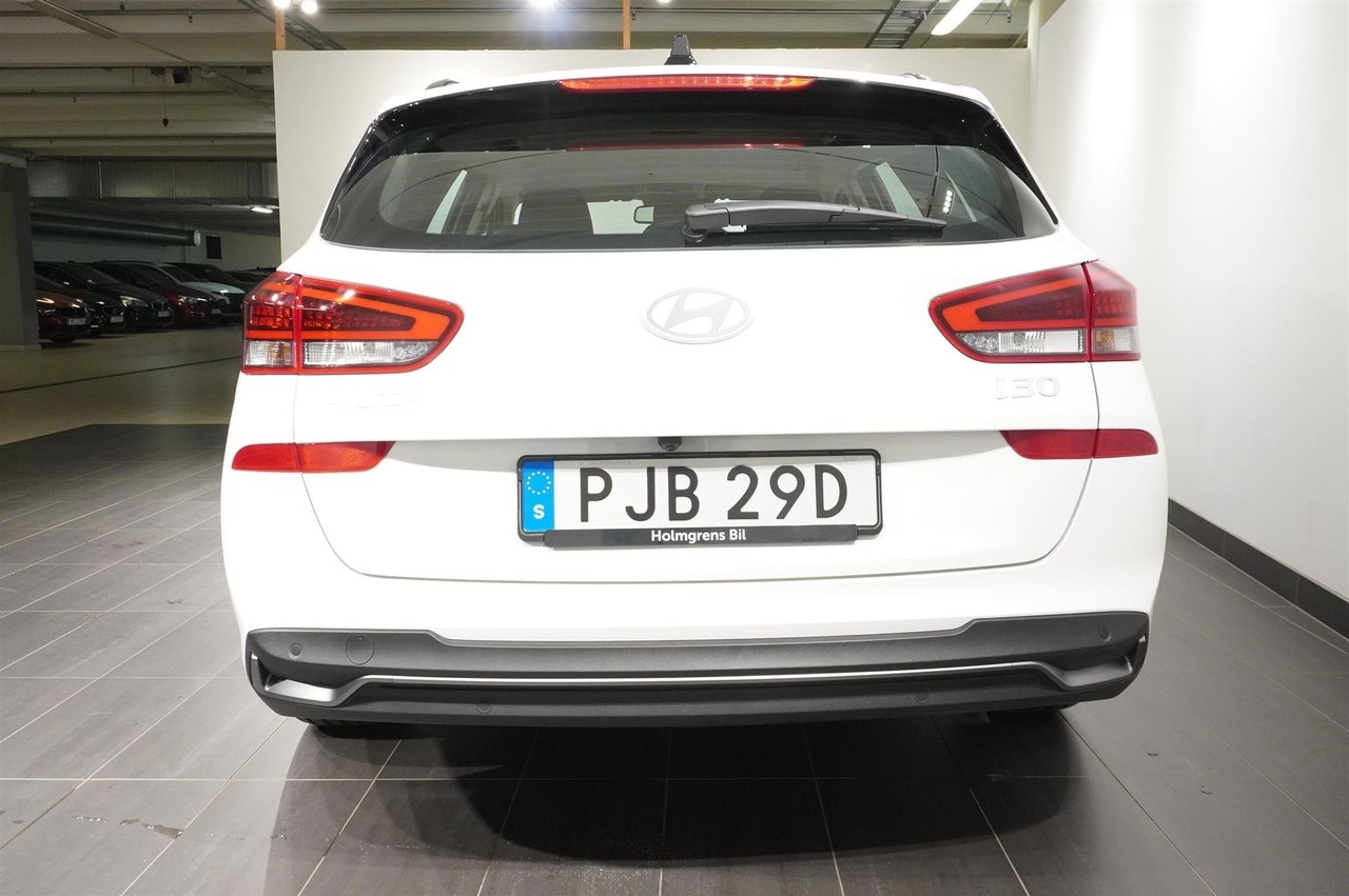 Hyundai i30 2025, bild 6/12