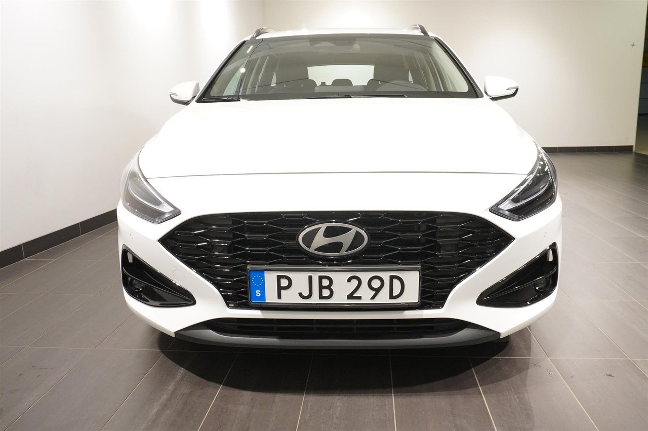 Hyundai i30 2025, bild 2/12