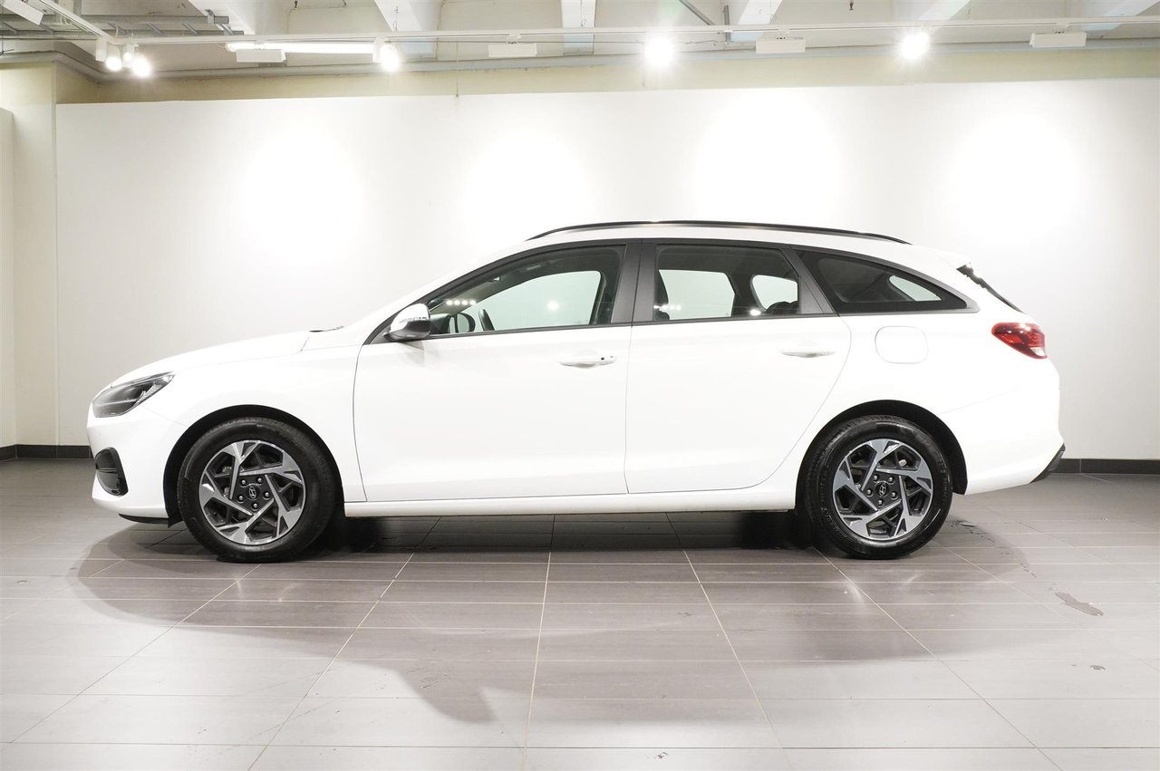 Hyundai i30 2025, bild 4/12