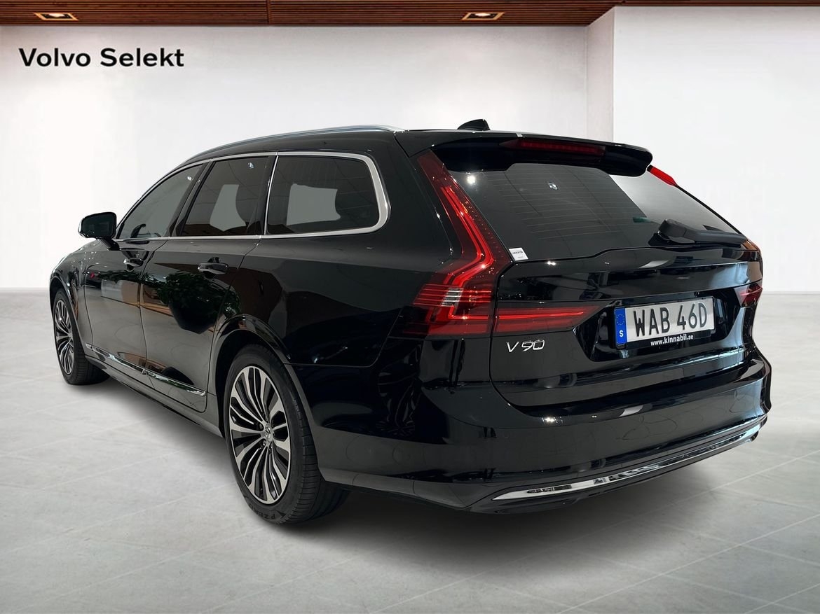 Volvo V90 Recharge T6 Core Edition 2023, bild 2/14