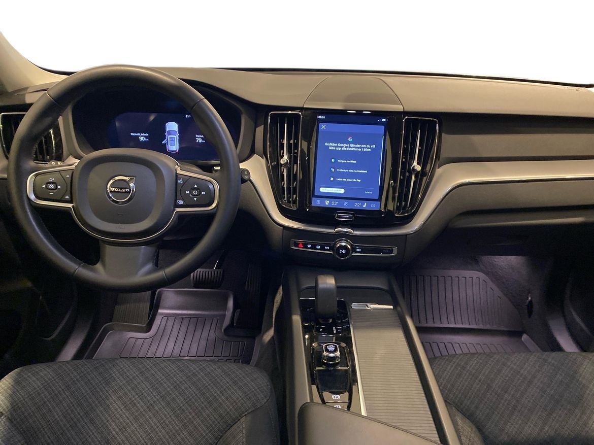 Volvo XC60 Recharge T6 Core Edition 2024, kuva 5/10