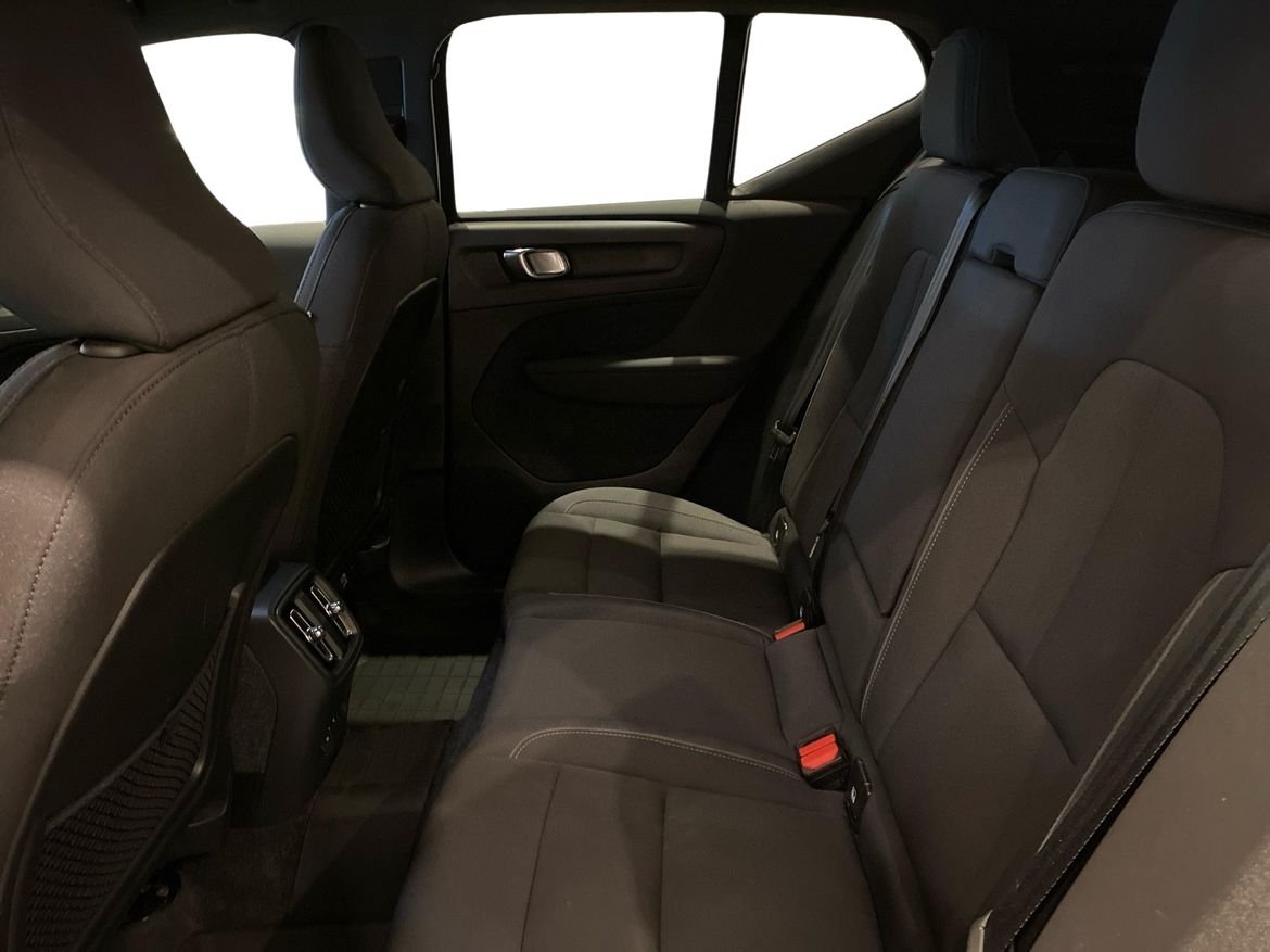 Volvo XC40 Recharge Plus 2023, bild 6/10