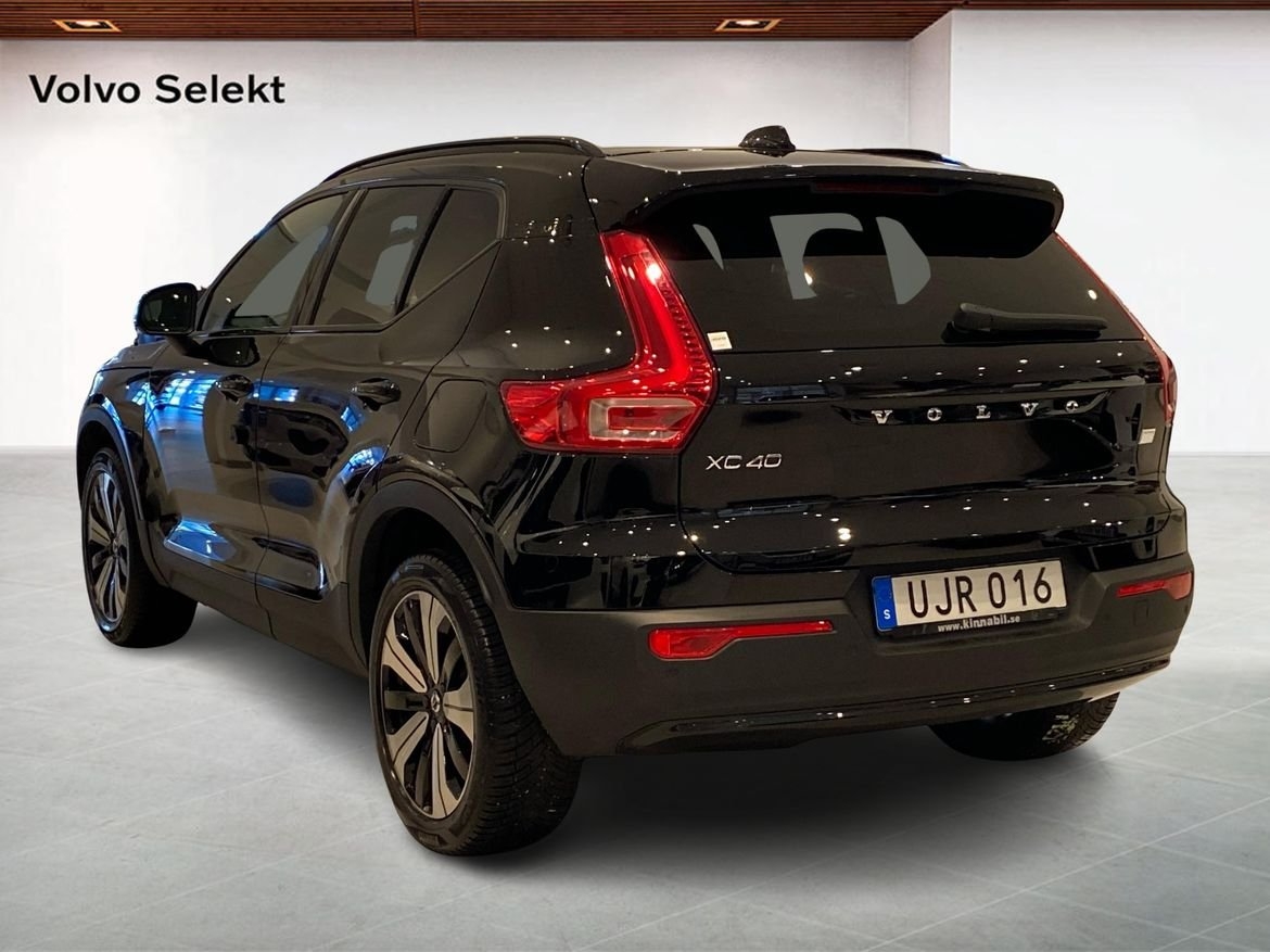 Volvo XC40 Recharge Plus 2023, bild 2/10