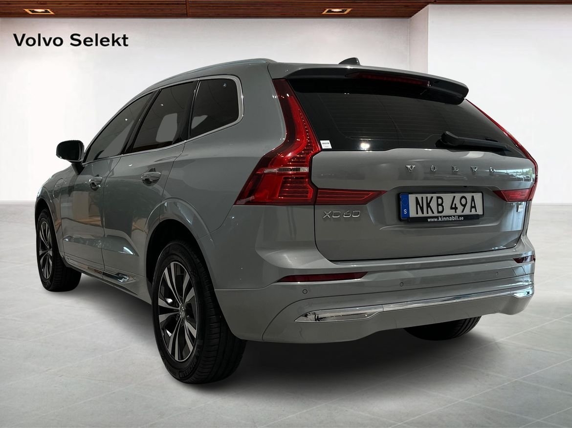 Volvo XC60 Recharge T6 Core Edition 2024, bild 2/14