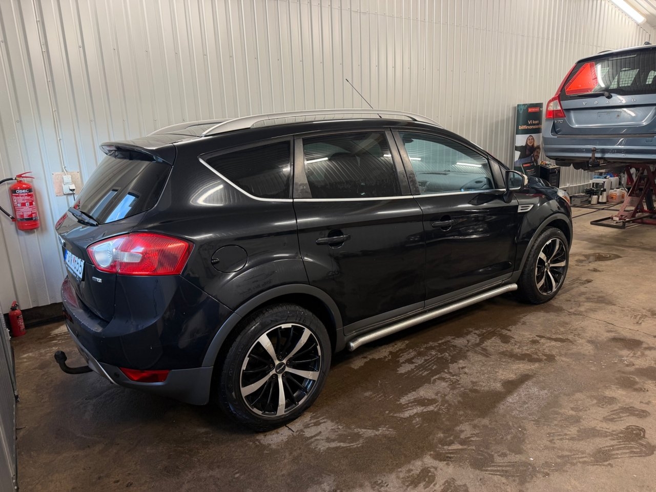 Ford Kuga 2.0 TDCi AWD Euro 4 2008, photo 4/7