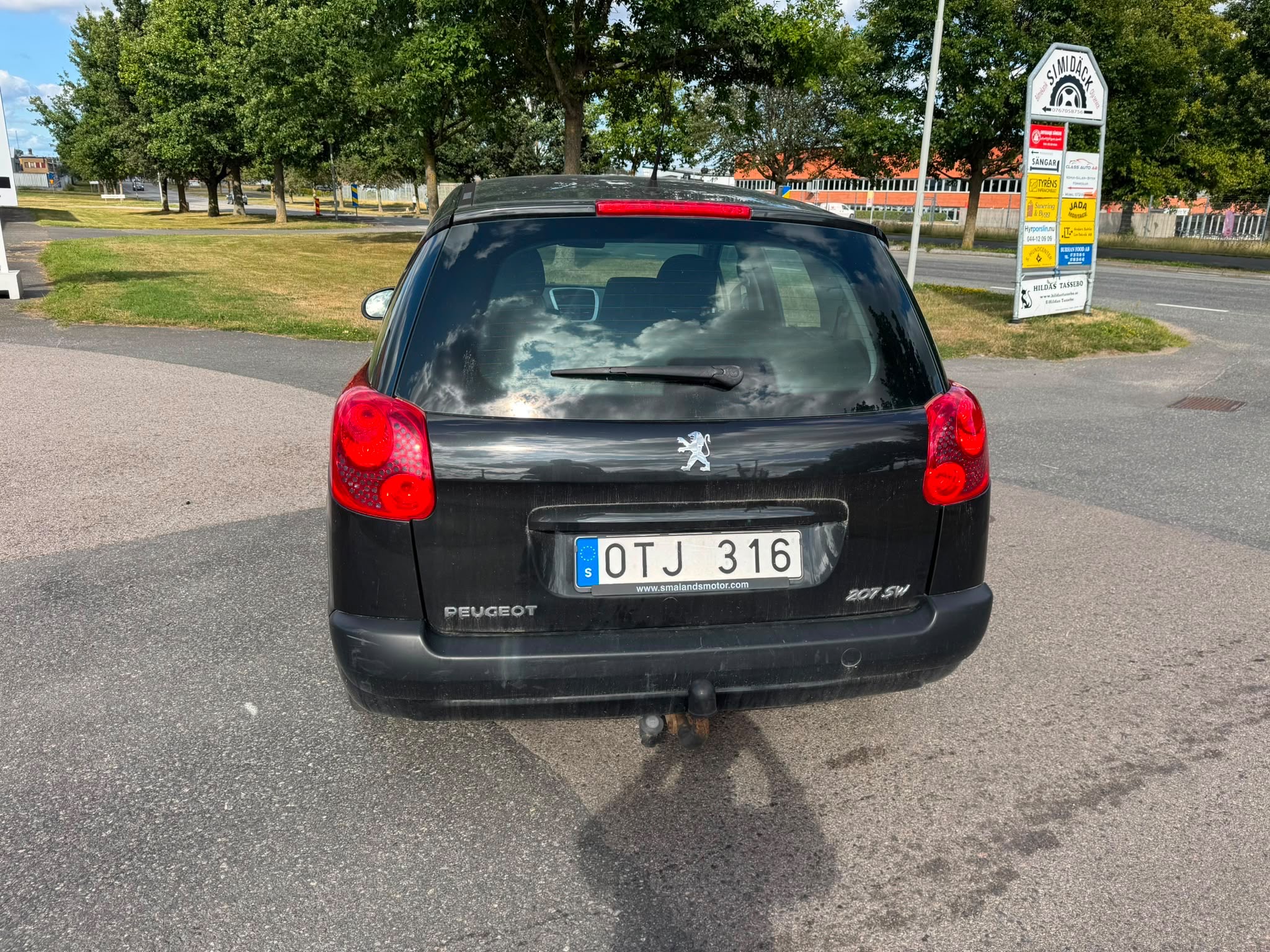 Peugeot 207 SW 1.4 VTi Manuell 2011, bild 6/7