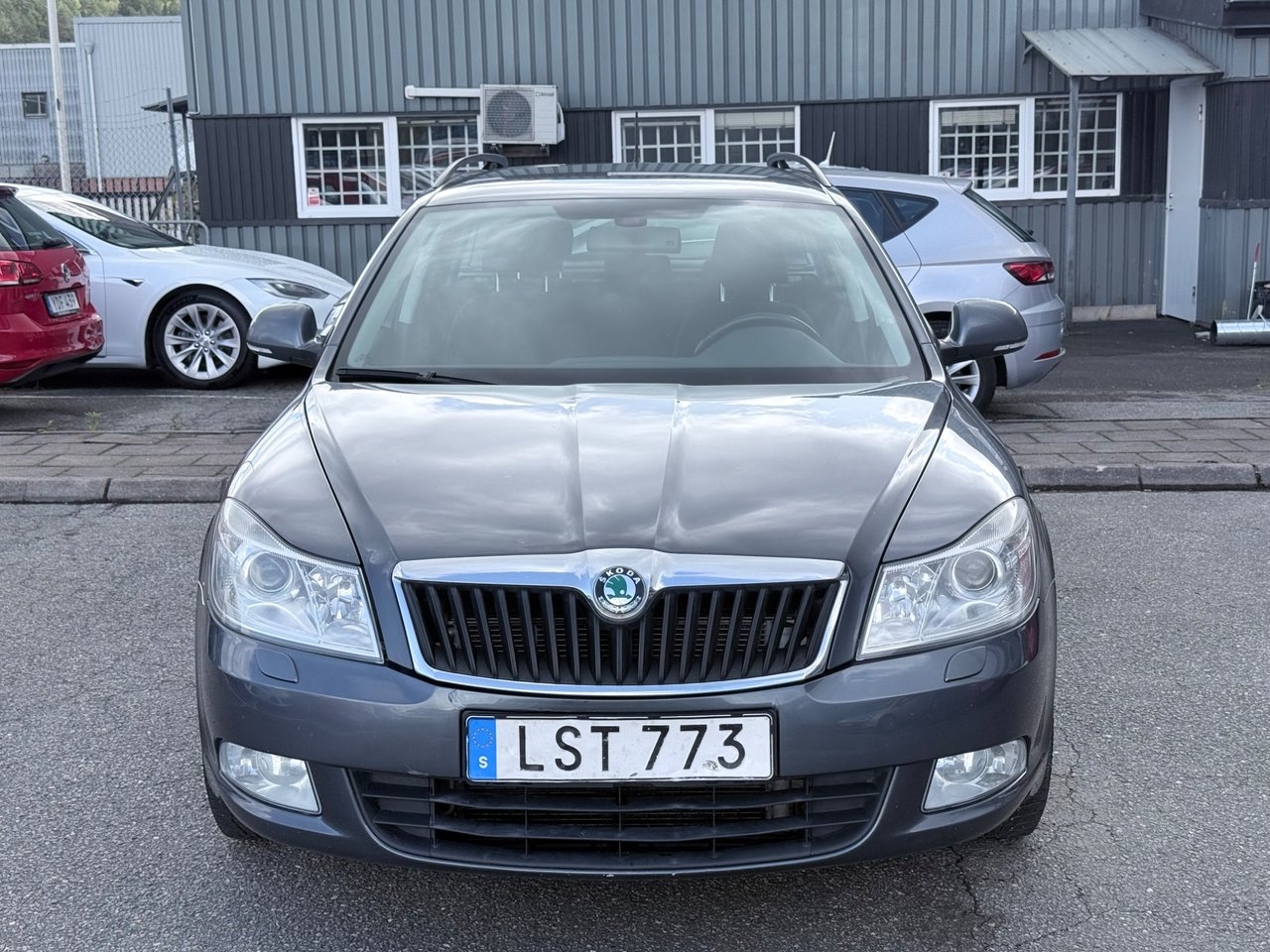 Skoda Octavia 2012, bild 3/9