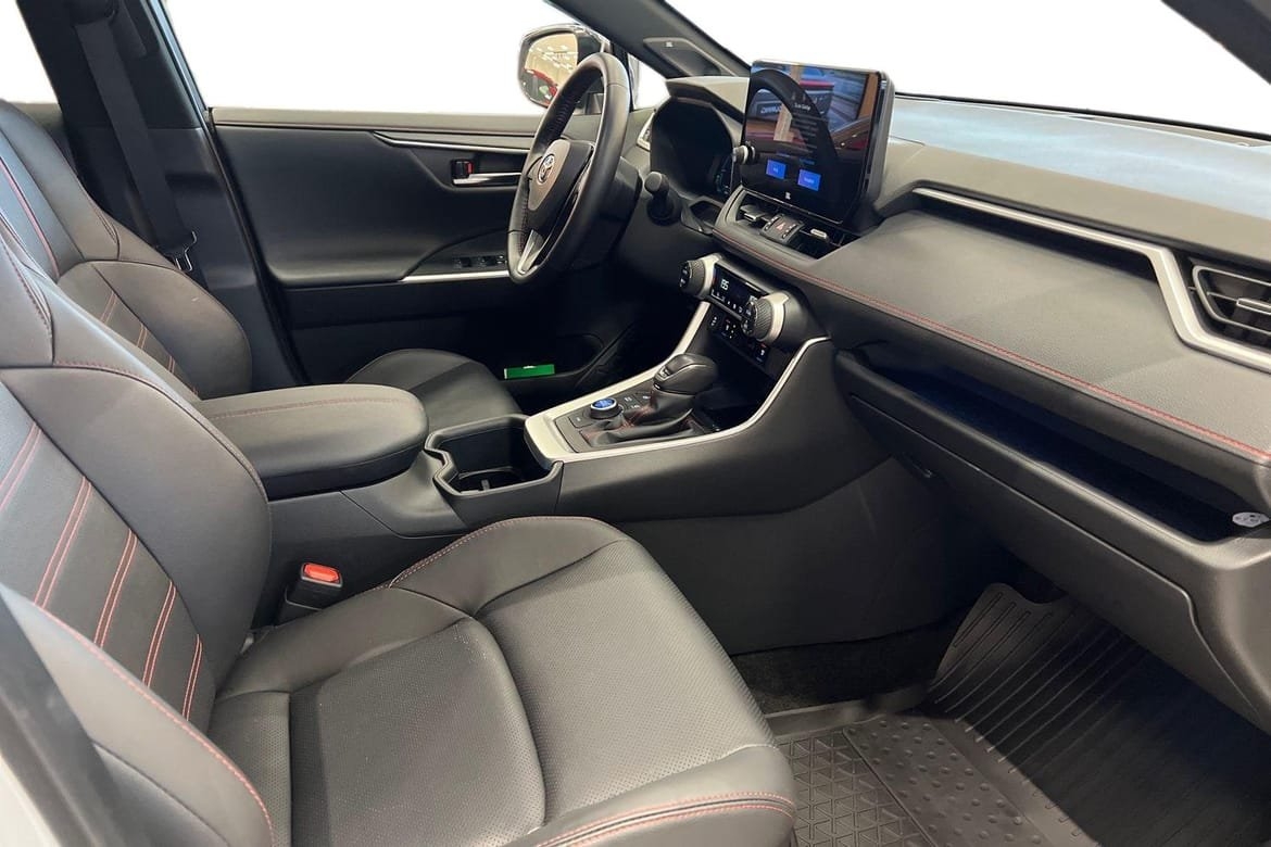 Toyota RAV4 2025, bild 7/10