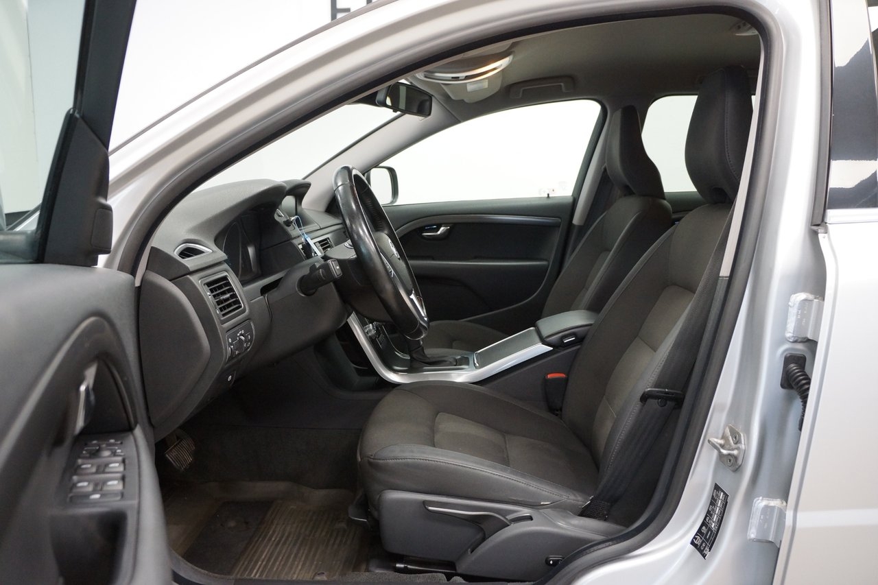 Volvo XC70 2016, kuva 6/10