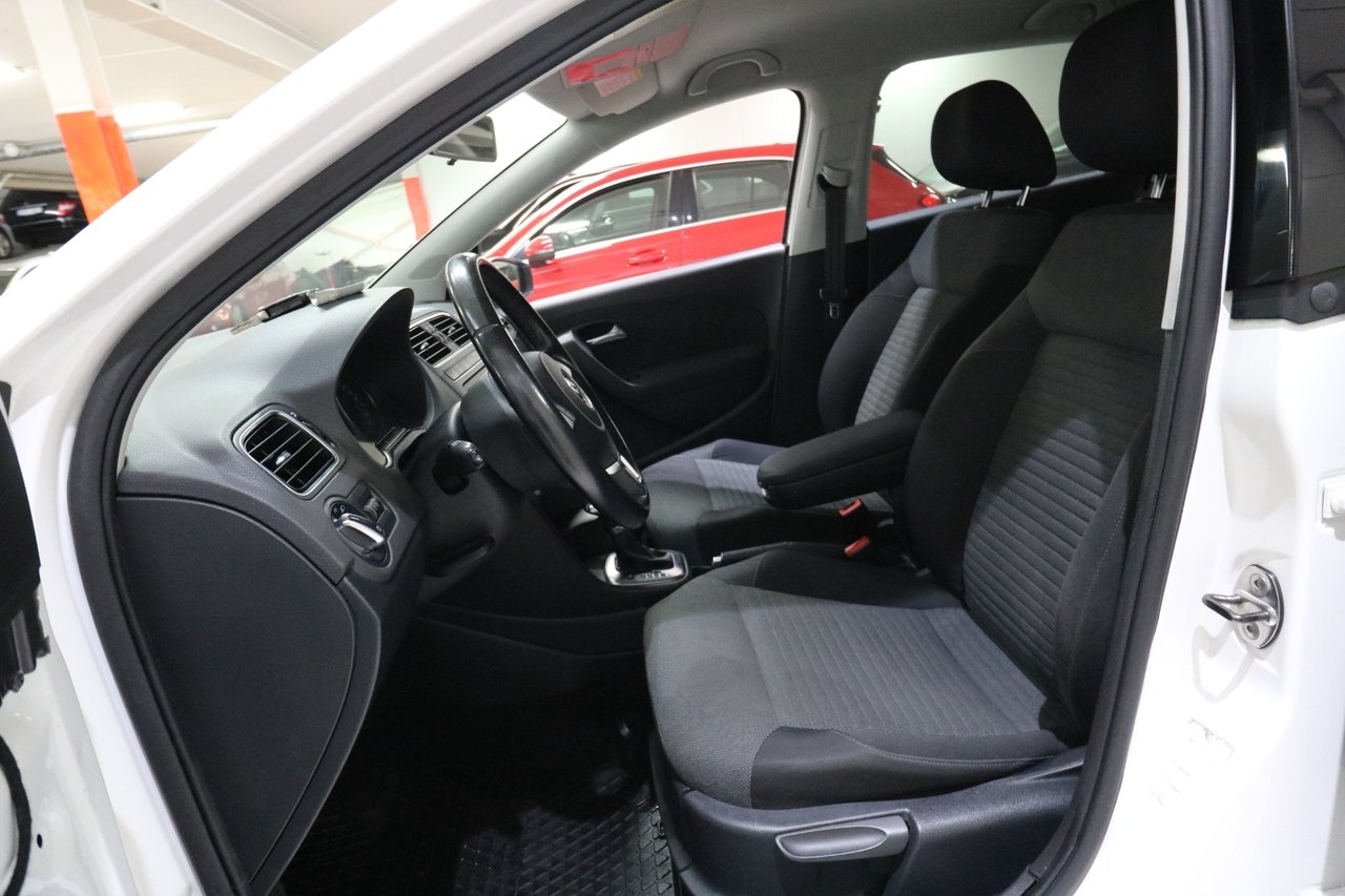 Volkswagen Polo 2010, bild 6/10
