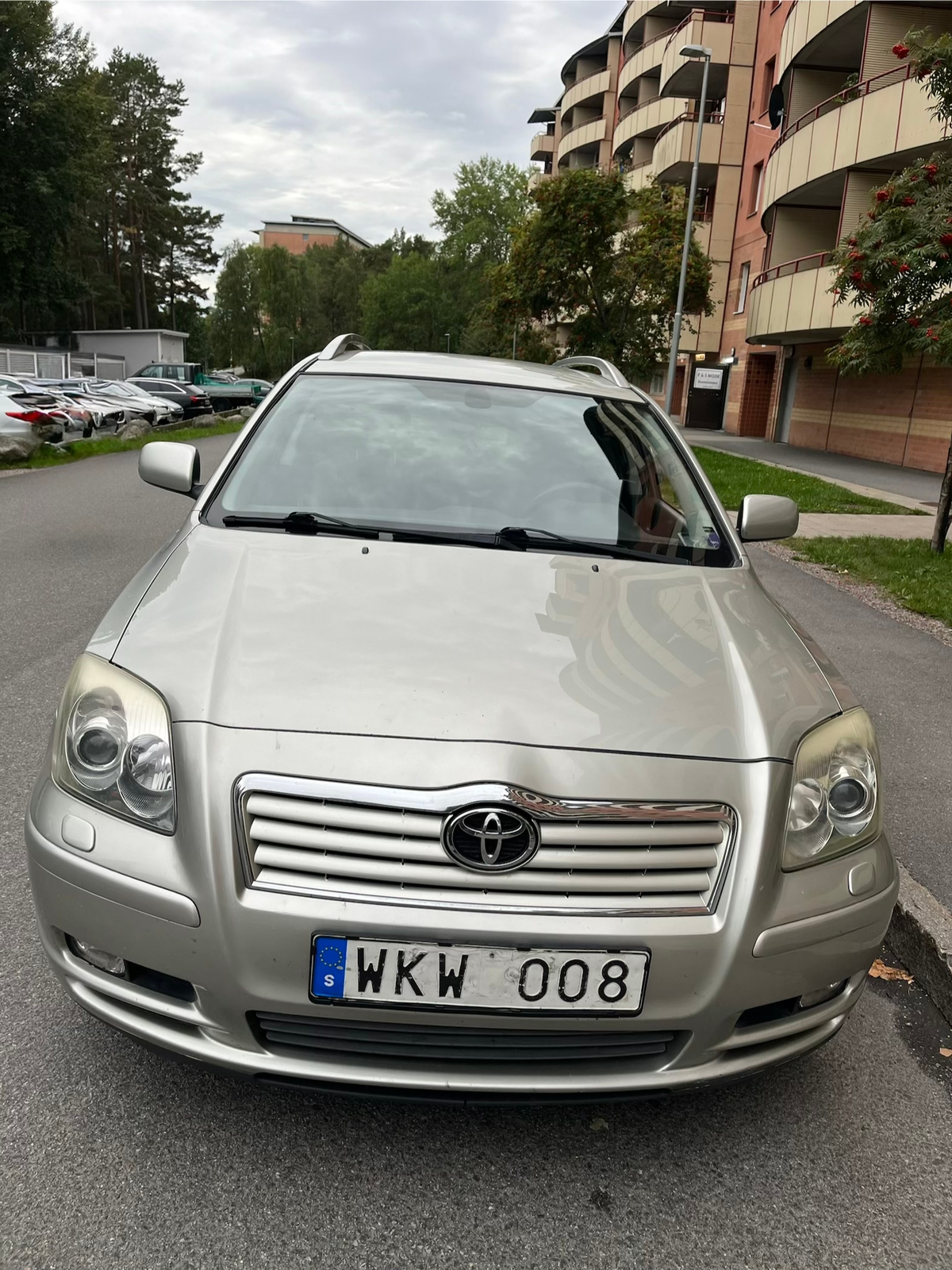 Toyota Avensis 2004, kuva 2/7