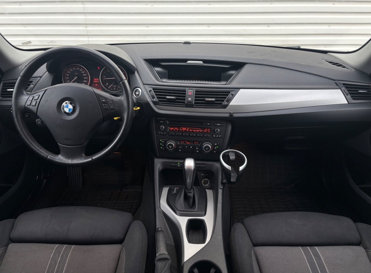 BMW X1 2011, bild 6/10