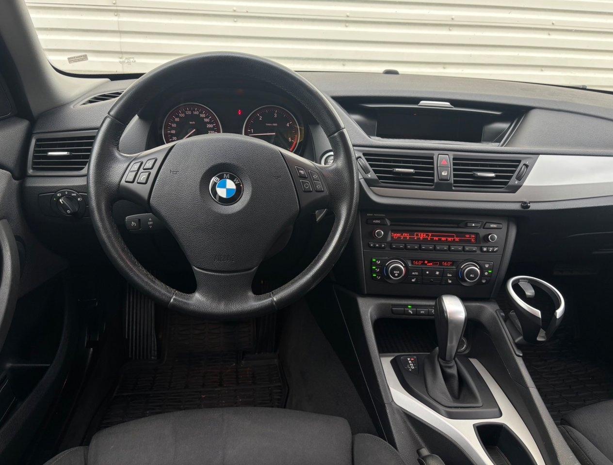 BMW X1 2011, bild 7/10