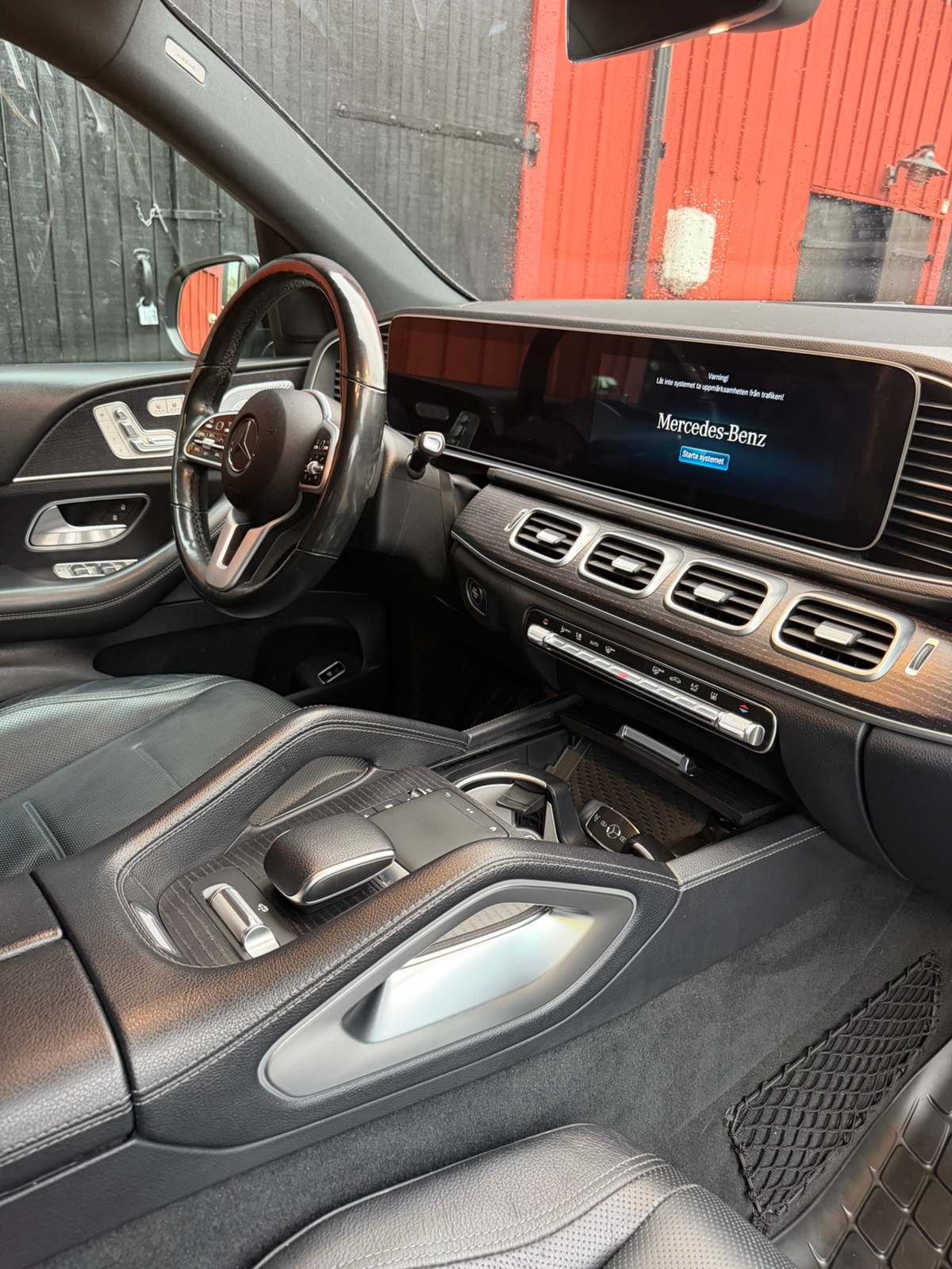 Mercedes-Benz GLE 2021, bild 7/8