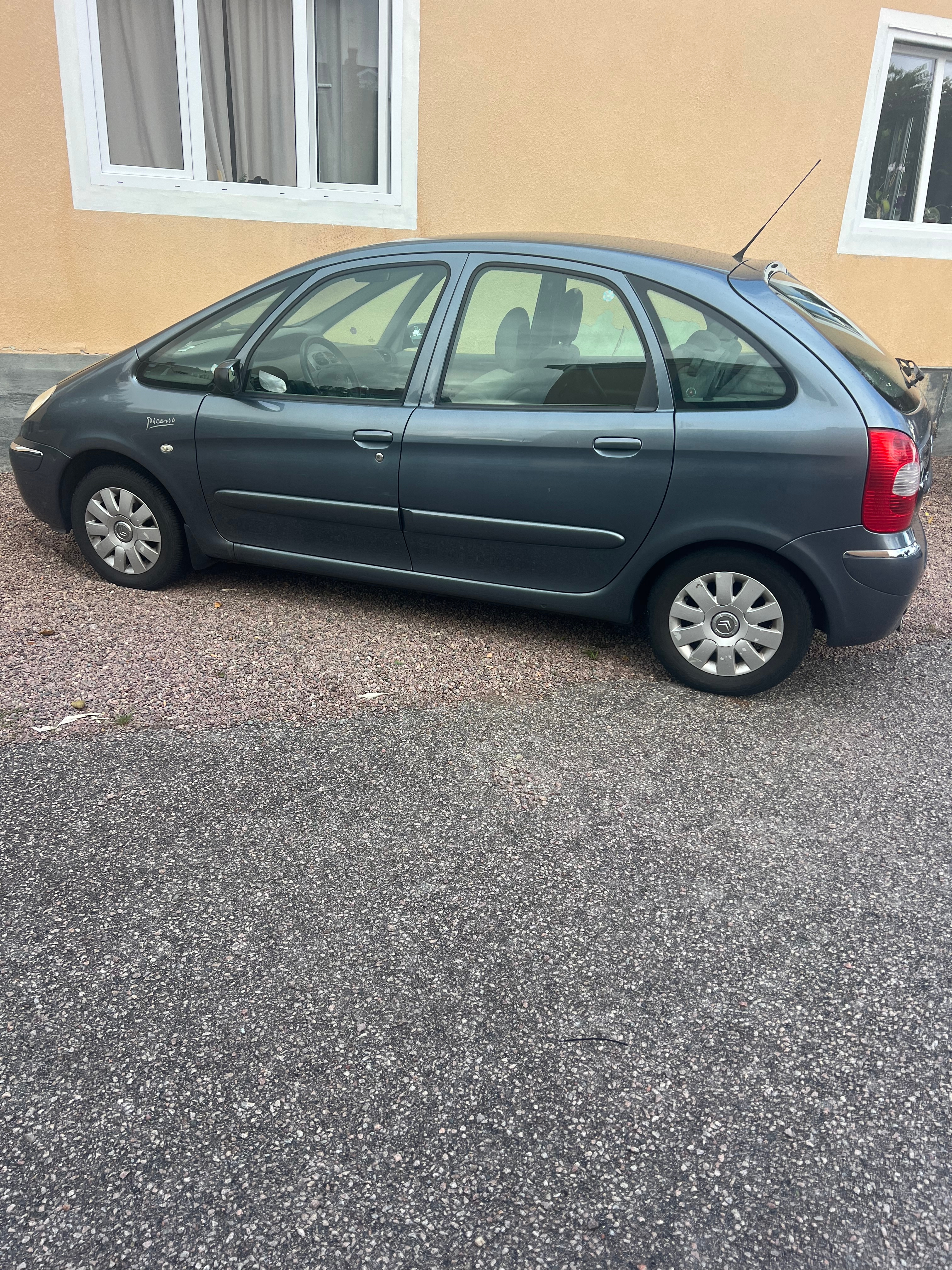 Citroen Xsara Picasso 2.0 Automatisk 2005, bild 2/6