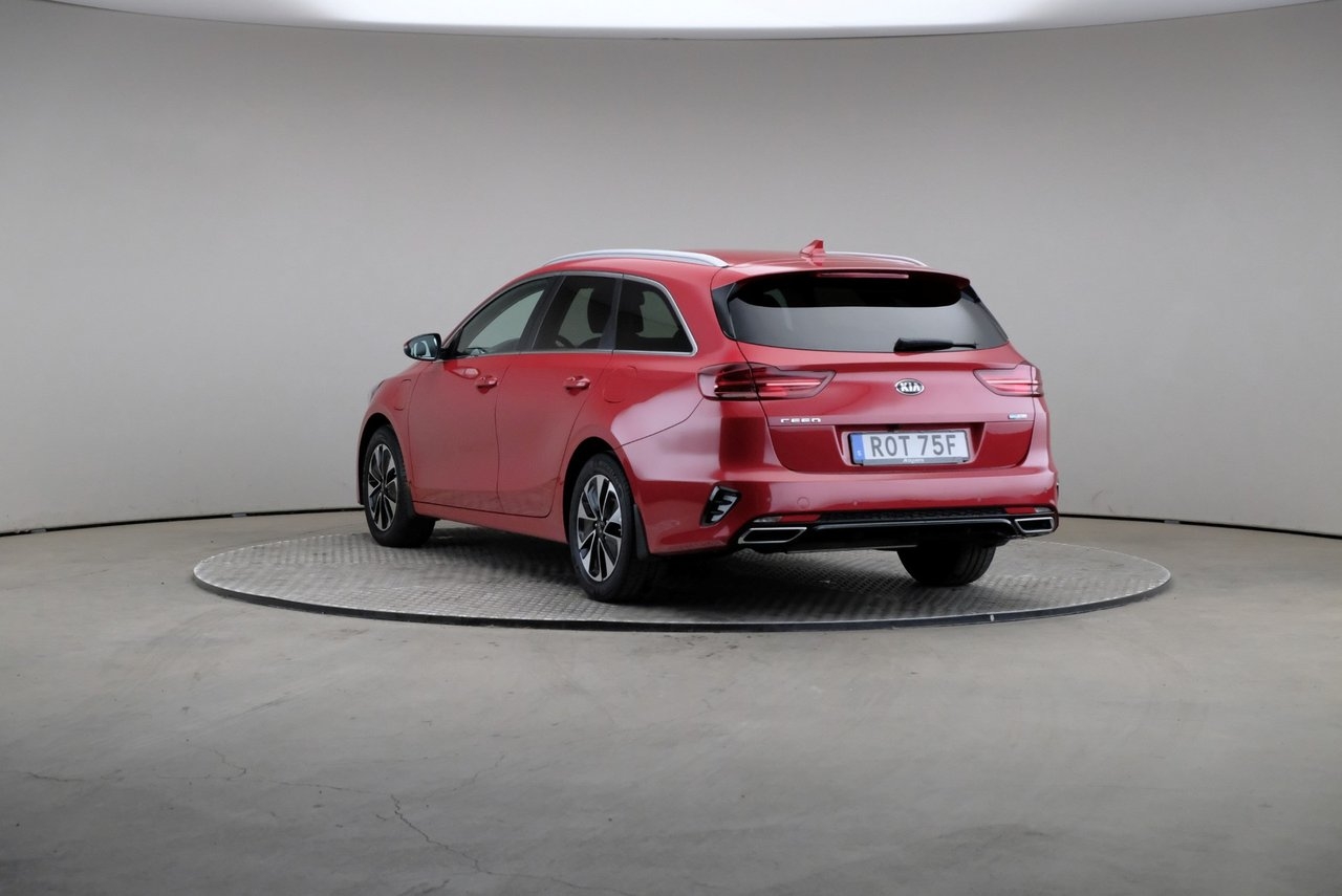Kia Ceed SW Plug-in 141hk Advance Nav 2021, bild 2/10